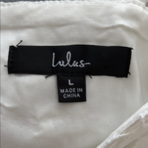 White Lace Dress - Picture 5 of 5